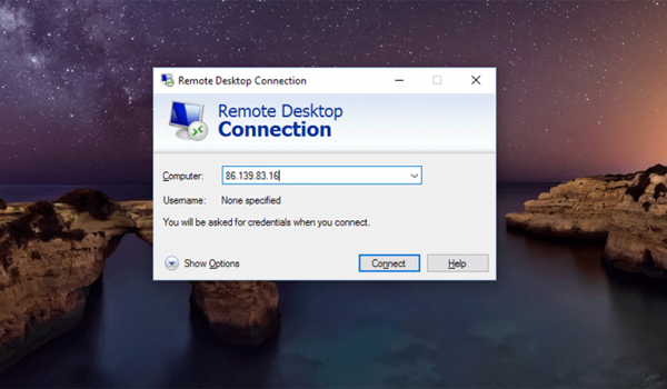 Remote Desktop cho phép người dùng kết nối với một máy tính khác để điều khiển & sử dụng máy tính đó từ xa
