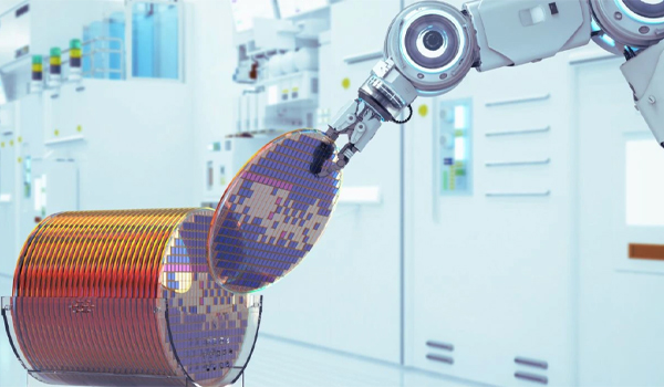 Sau khi hoàn tất quy trình sản xuất, robot được ứng dụng trong khâu đóng gói & phân loại