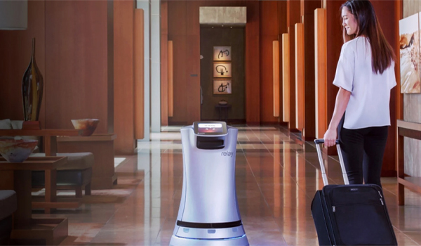 Robot phục vụ có thể đảm nhiệm nhiều nhiệm vụ khác nhau