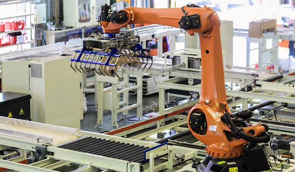 Robot có thể hoạt động liên tục 24/7 mà không cần nghỉ ngơi, với tốc độ & độ chính xác cao