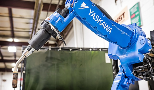 Yaskawa Electric (Nhật Bản) cũng là nhà chế tạo robot công nghiệp   được đánh giá cao