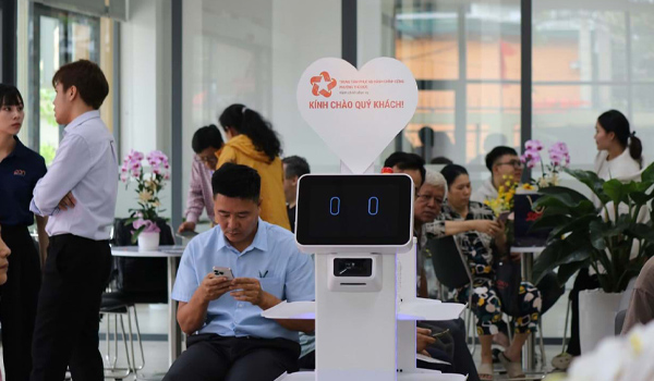 Ứng dụng robot thông minh trong dịch vụ công