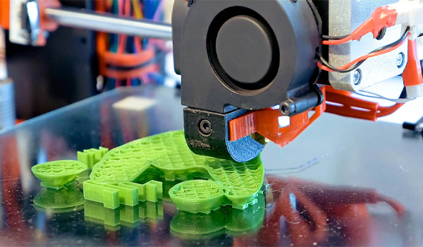 Công nghệ máy in 3D là công nghệ tạo ra vật thể 3 chiều bằng cách bồi đắp vật liệu từng lớp