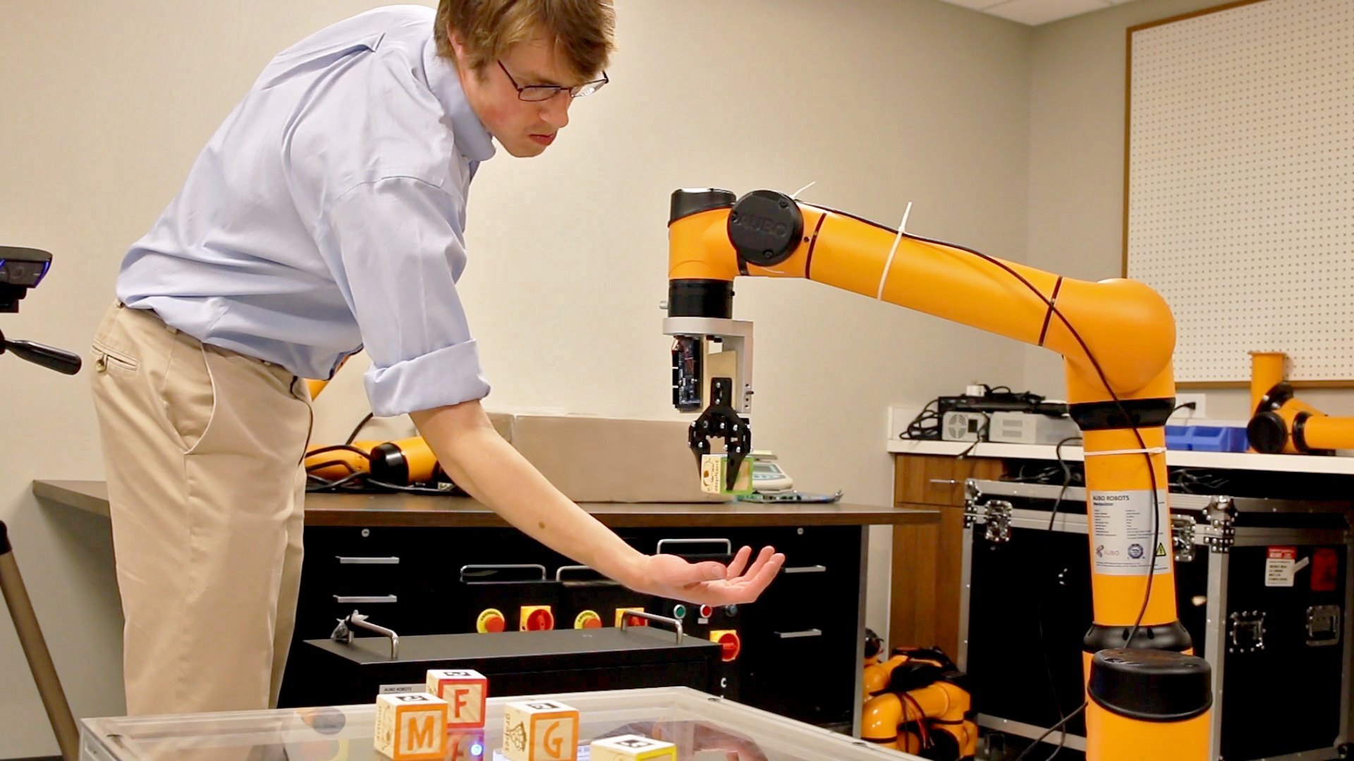 robot cộng tác AUBO-i3