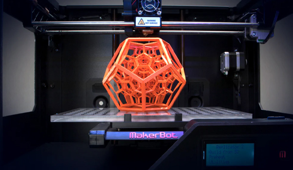 Máy in 3D được ứng dụng rộng rãi trong thiết kế mô hình kiến trúc, in prototype sản phẩm,...