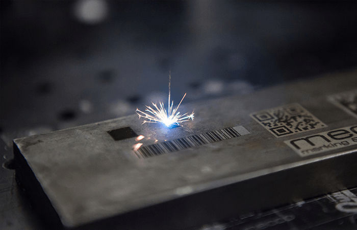 Máy khắc chữ Laser trên kim loại vĩnh viễn, sắc nét